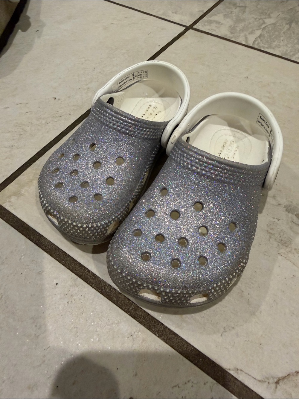 CROCS Kids Glitter Clogs in Silver